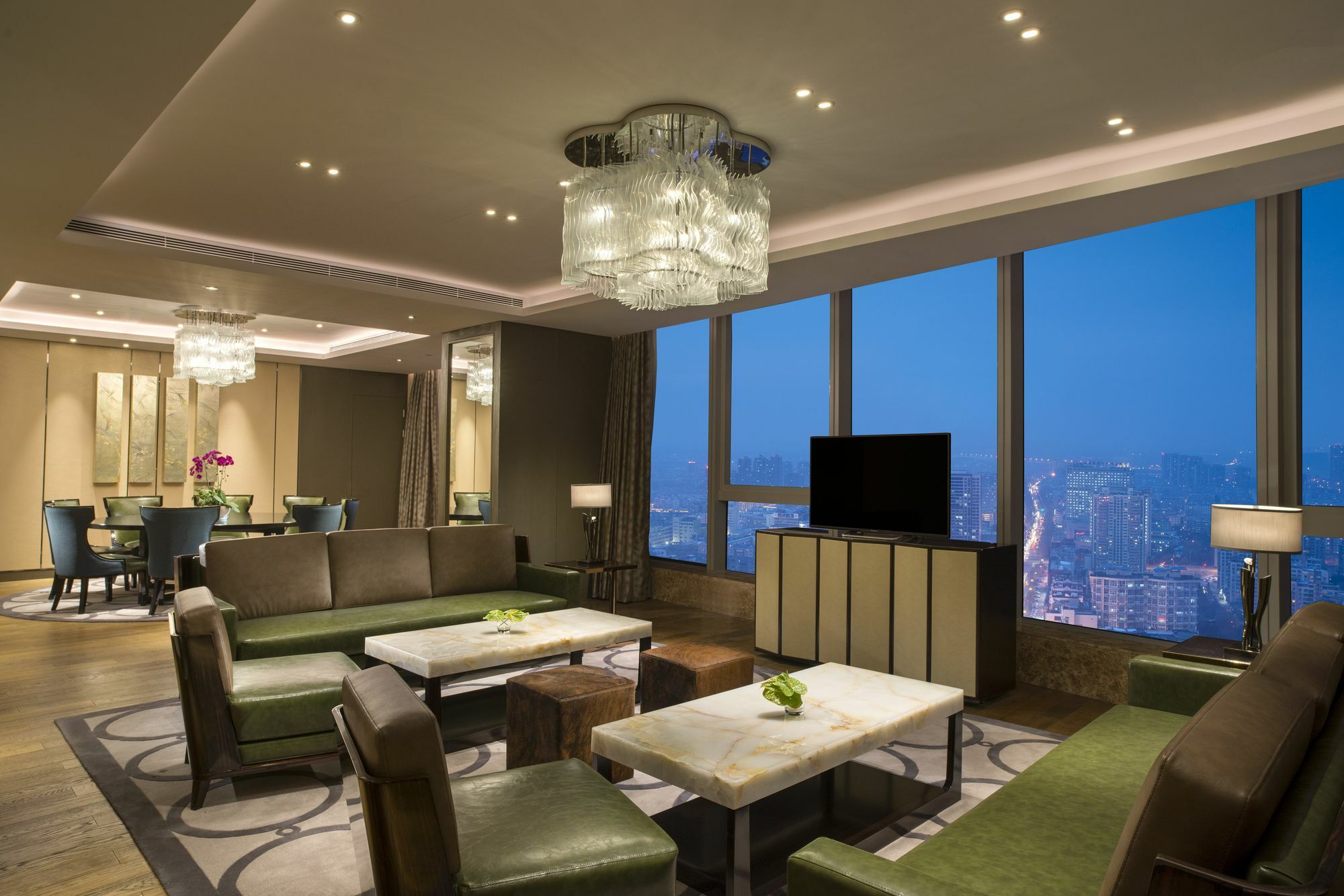 Отель Sofitel Lianyungang Suning Экстерьер фото